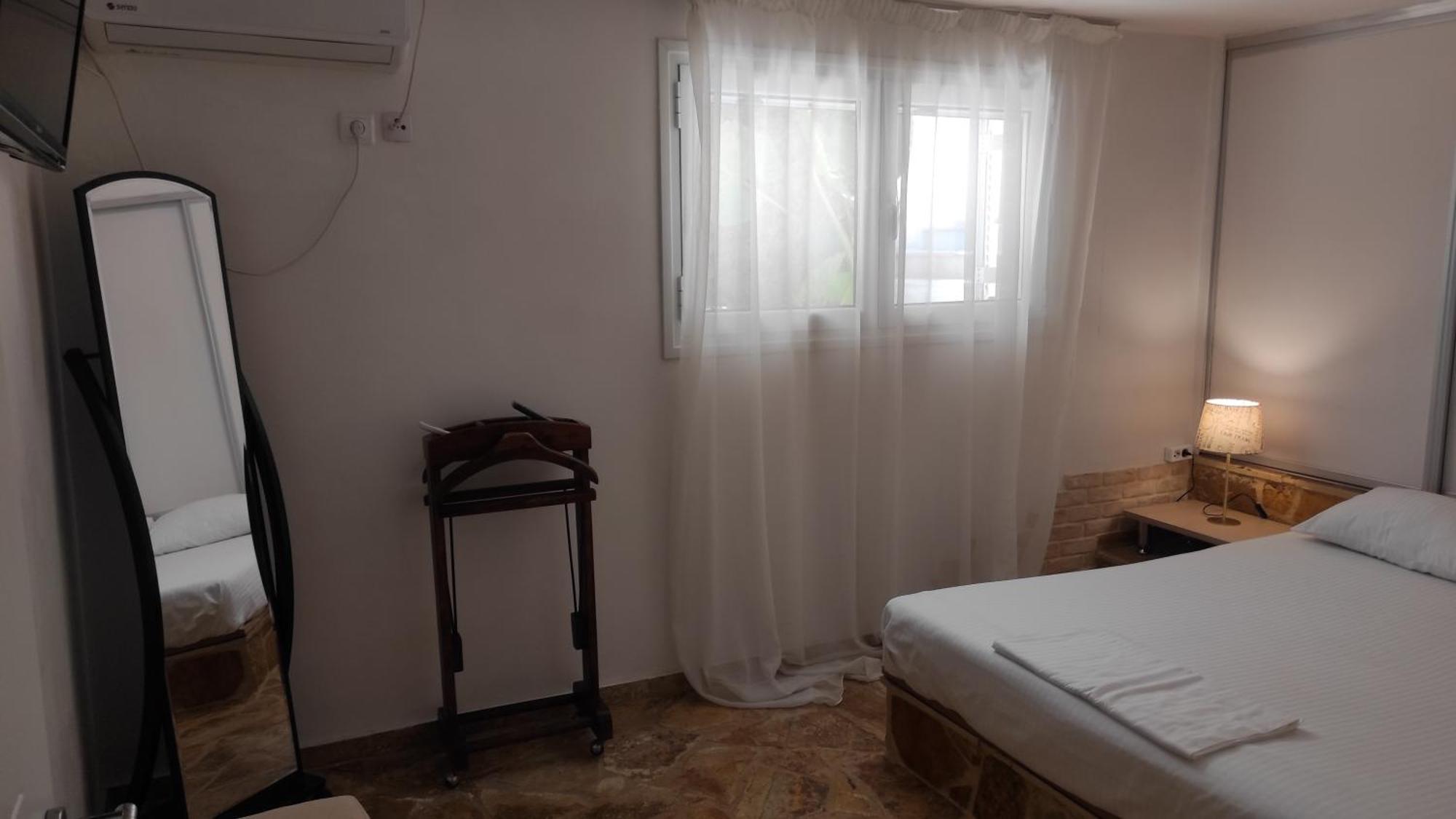 Apartment With Private Pool คิอาตอน ภายนอก รูปภาพ