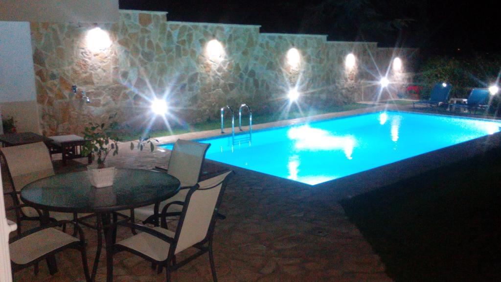 Apartment With Private Pool คิอาตอน ภายนอก รูปภาพ