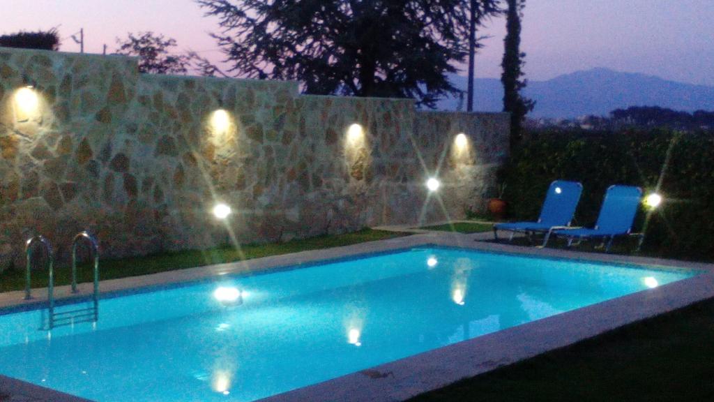 Apartment With Private Pool คิอาตอน ภายนอก รูปภาพ